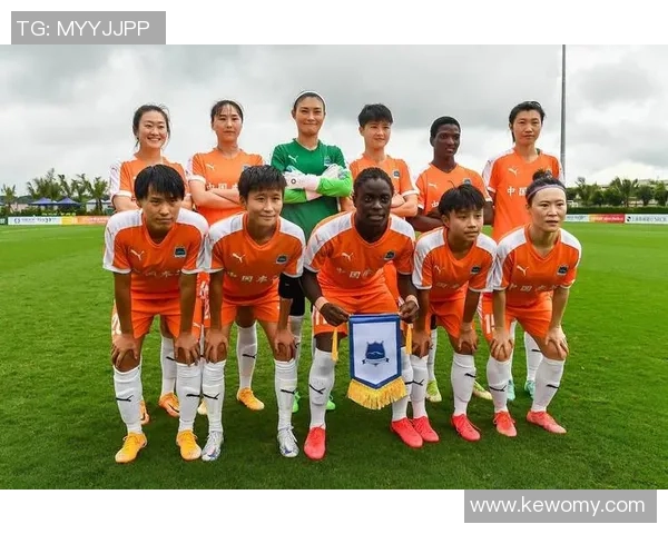 赛后分析：上海足球队与武汉足球队的表现与状态对比探讨